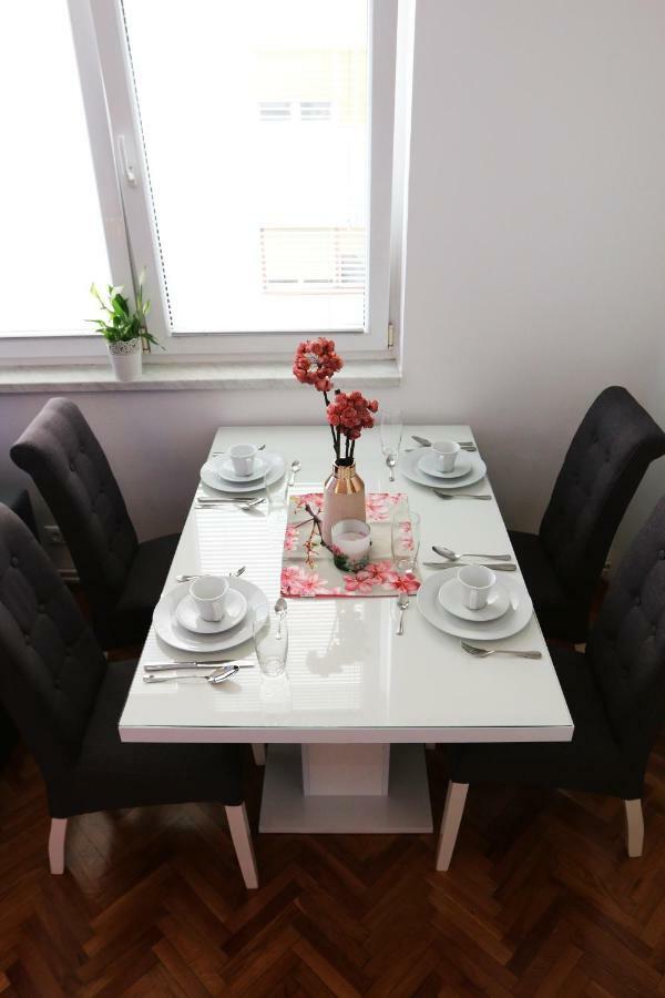 Apartment Dina, Self Check In 0-24 Karlovac Zewnętrze zdjęcie